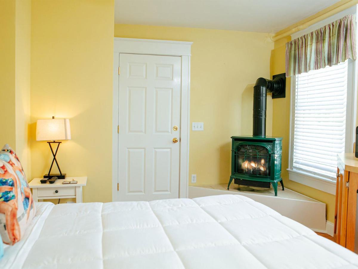 The Provincetown Hotel At Gabriel'S Екстер'єр фото